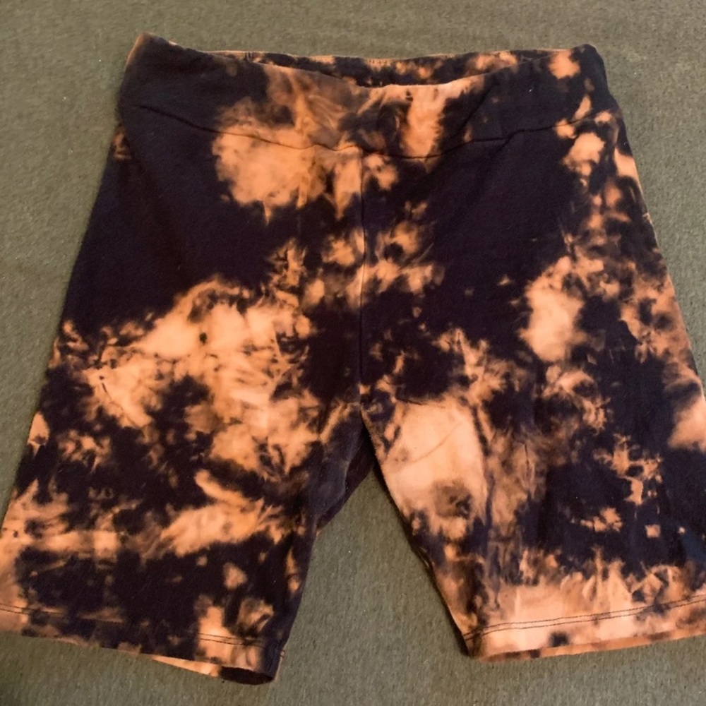 SOLD Biker shorts